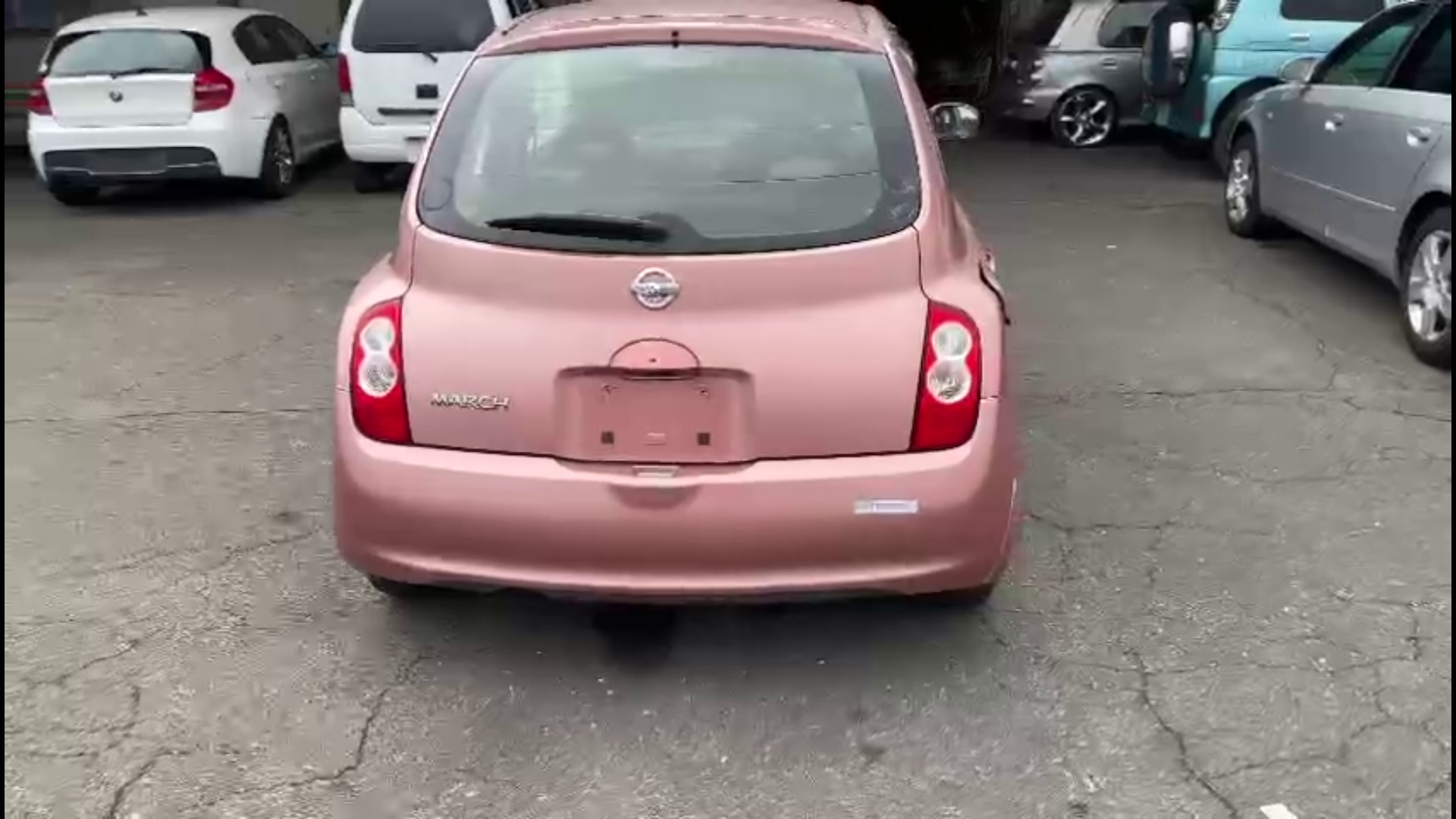 стойка Nissan March