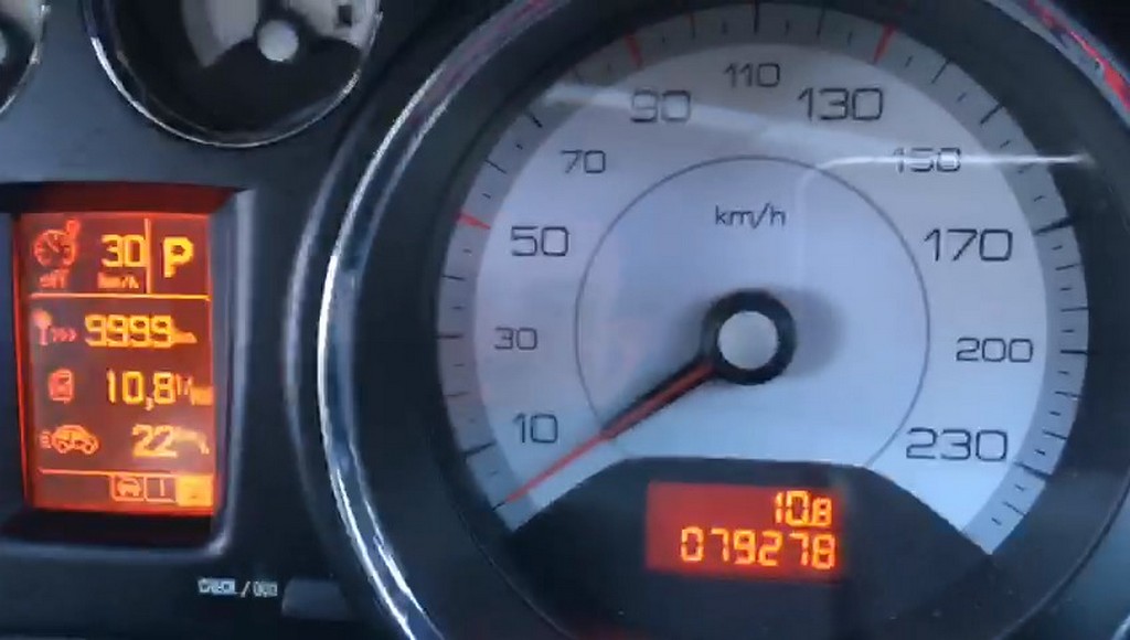 климат-контроль Peugeot 308