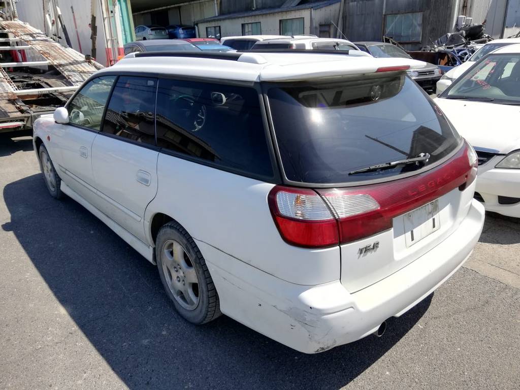 петля капота Subaru Legacy