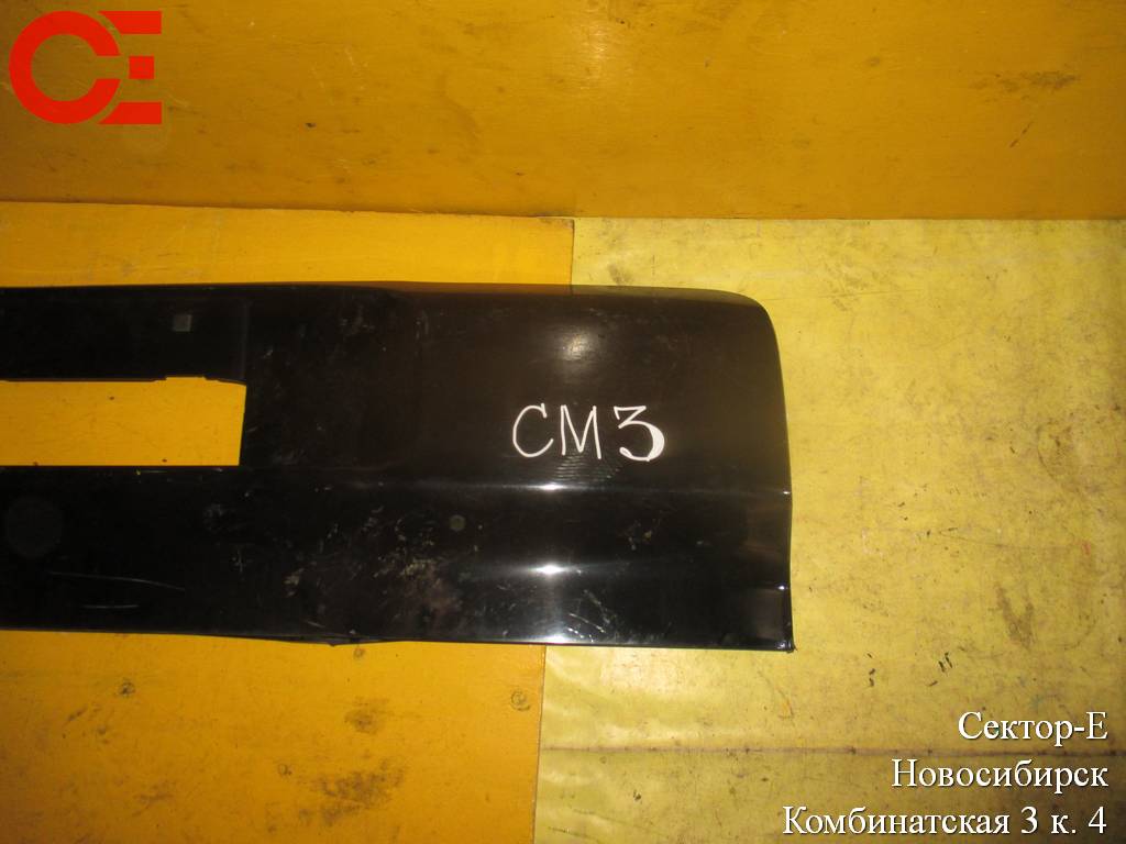 накладка 5-й двери Honda Accord