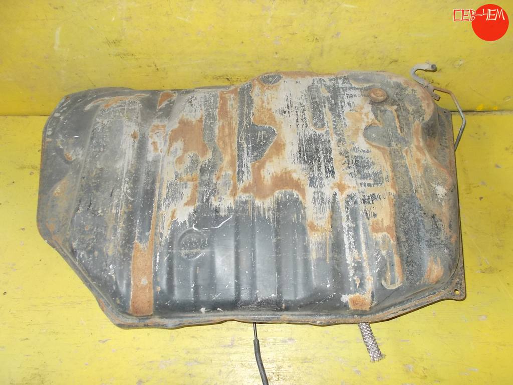 бензобак Toyota Vista