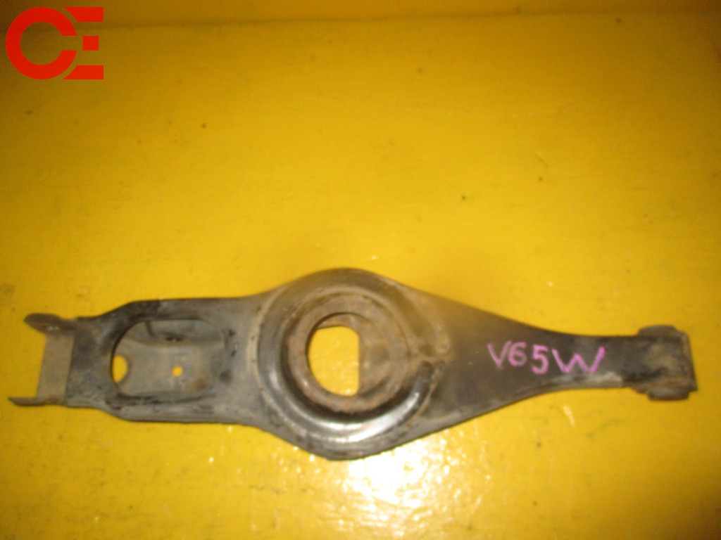 рычаг подвески Mitsubishi Pajero