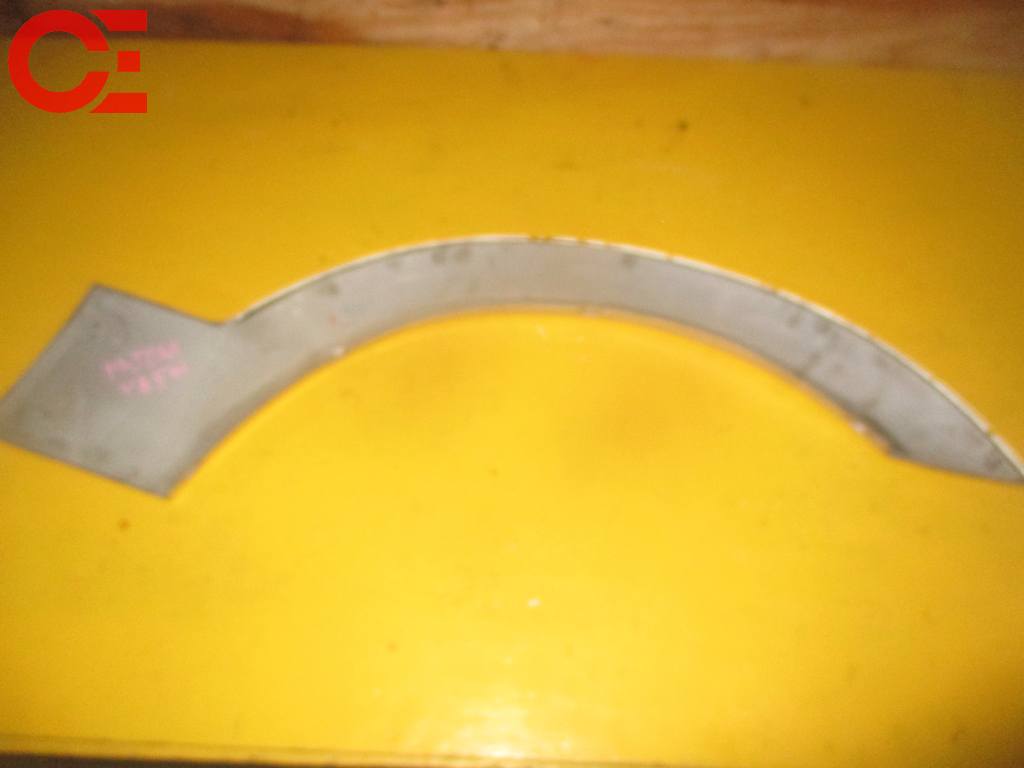 накладка на крыло Mitsubishi Pajero