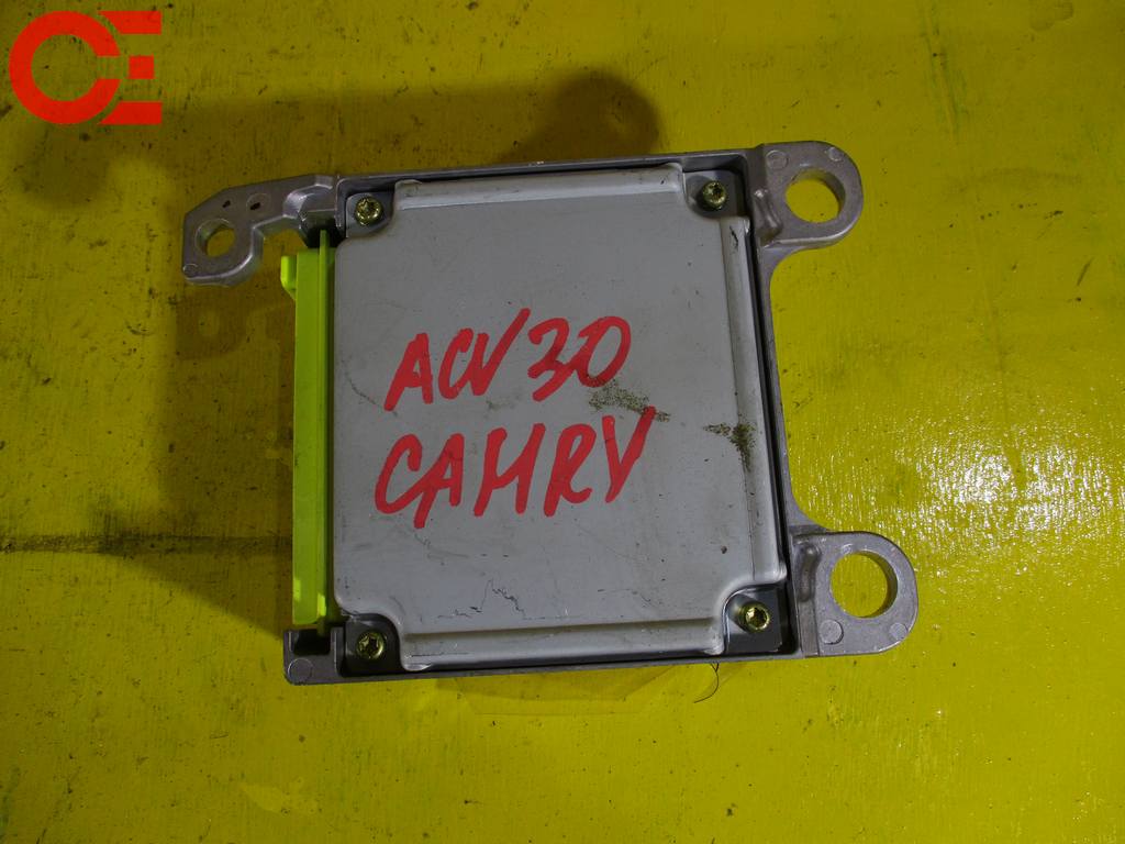блок управления airbag Toyota Camry