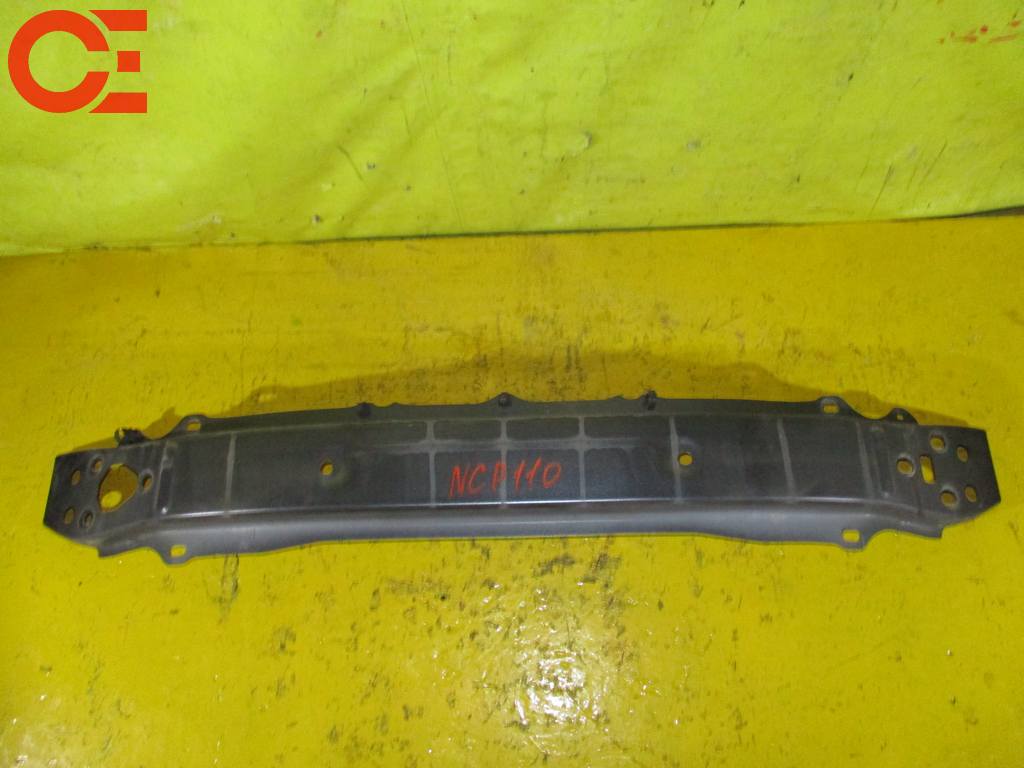 усиление бампера Toyota ist