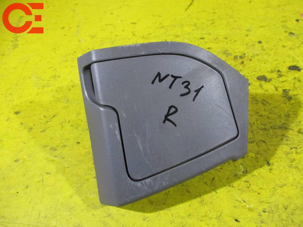 накладка на торпеду Nissan X-Trail