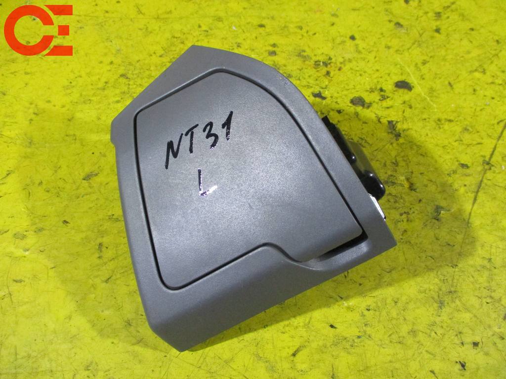 накладка на торпеду Nissan X-Trail