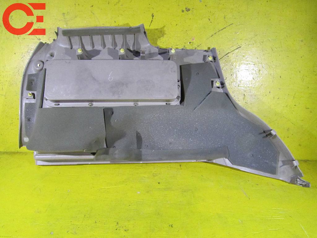 обшивка багажника Mazda Tribute