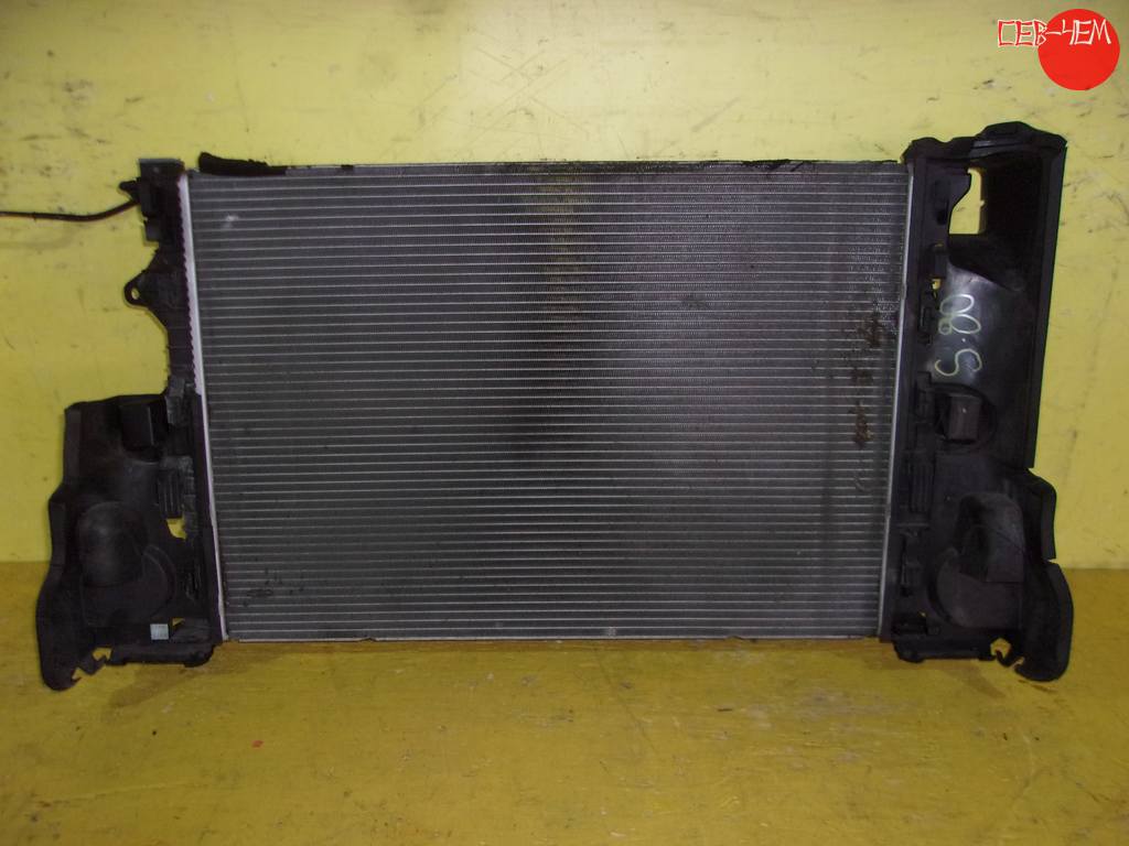 31368082 volvo. Радиатор volvo s60 2. Радиаторы вольво с 80. Volvo s80 радиатор охлаждения. Радиатор вольво s80 1.