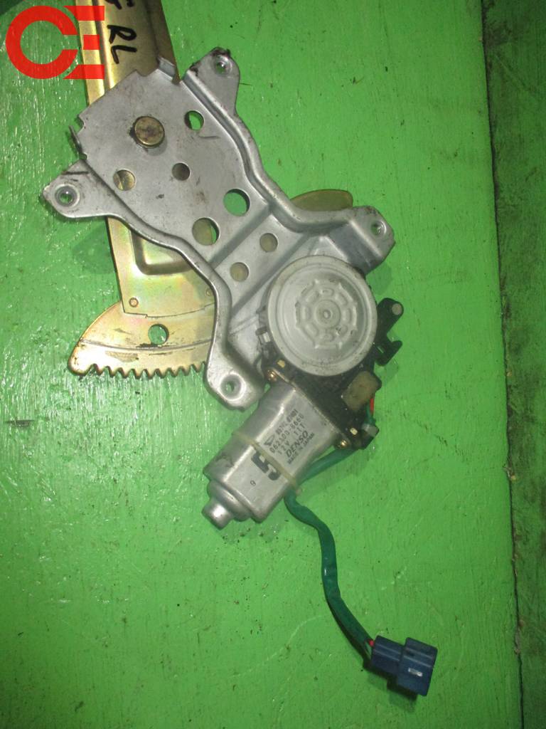 стеклоподъёмник Daihatsu Terios Kid