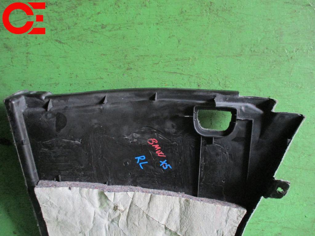 обшивка багажника BMW X5