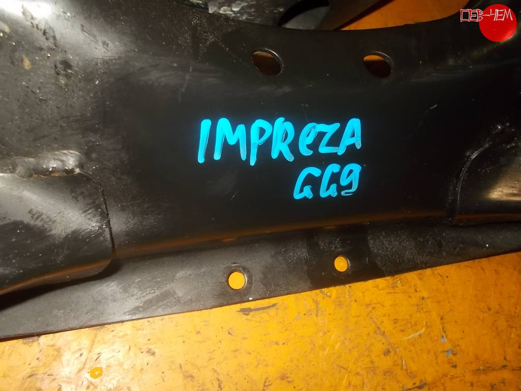 балка Subaru Impreza