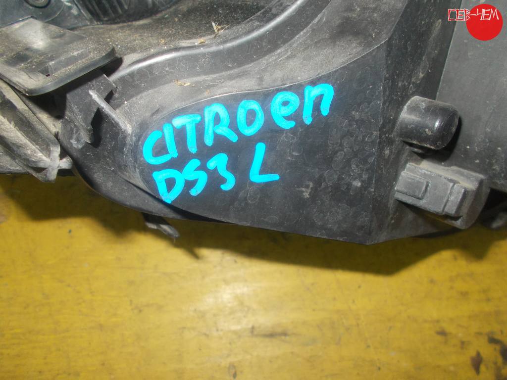 стоп-сигнал Citroen Ds3