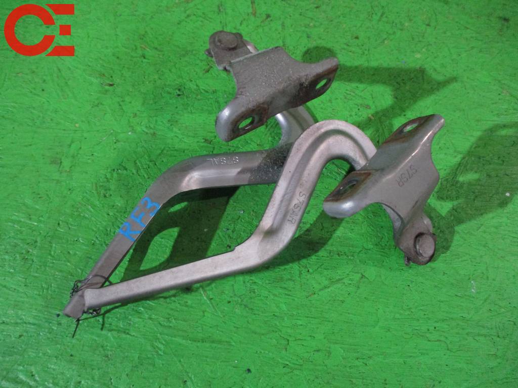 петля капота Honda Stepwgn