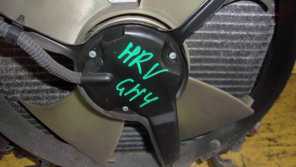 радиатор кондиционера Honda HR-V