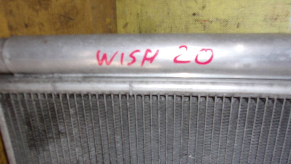 радиатор кондиционера Toyota Wish