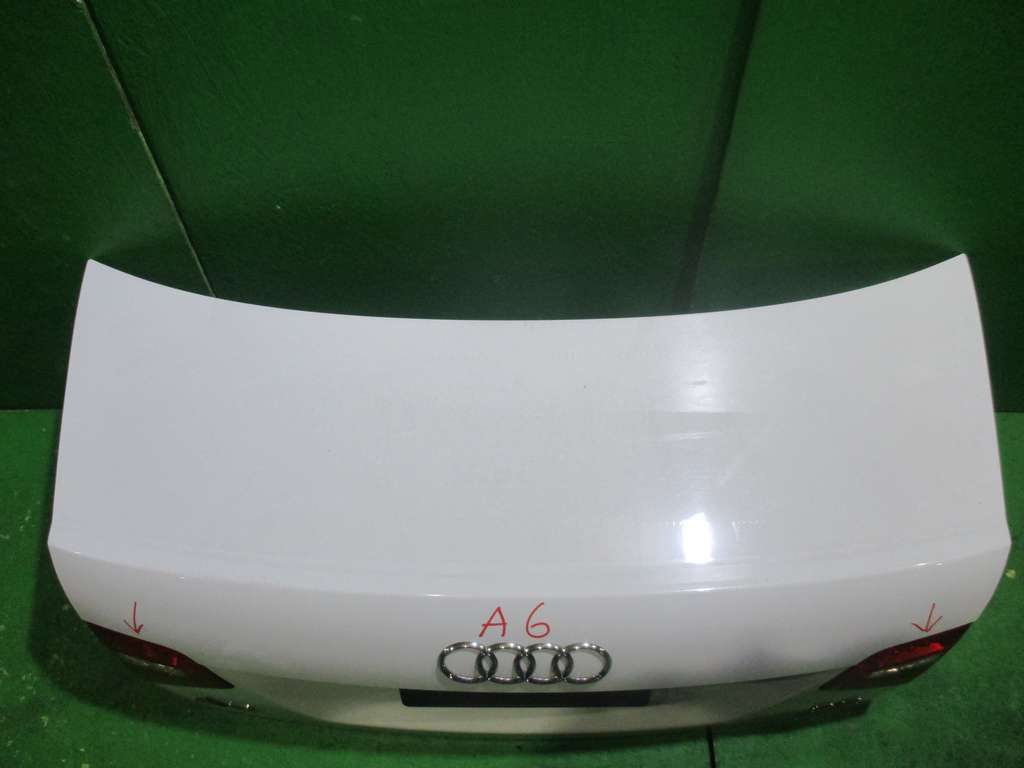 крышка багажника Audi A6