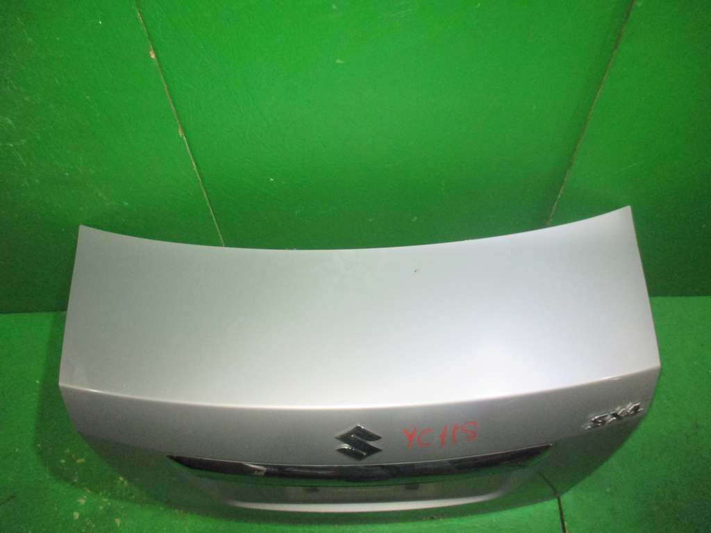 крышка багажника SUZUKI SX4
