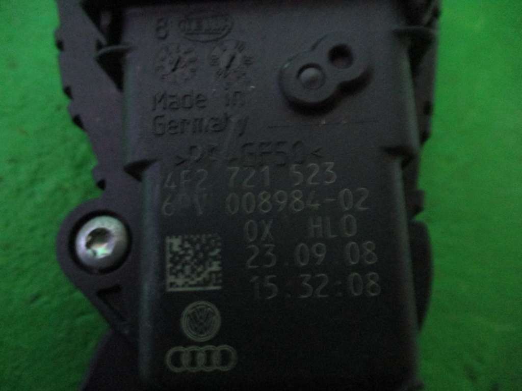 педаль газа Audi A6