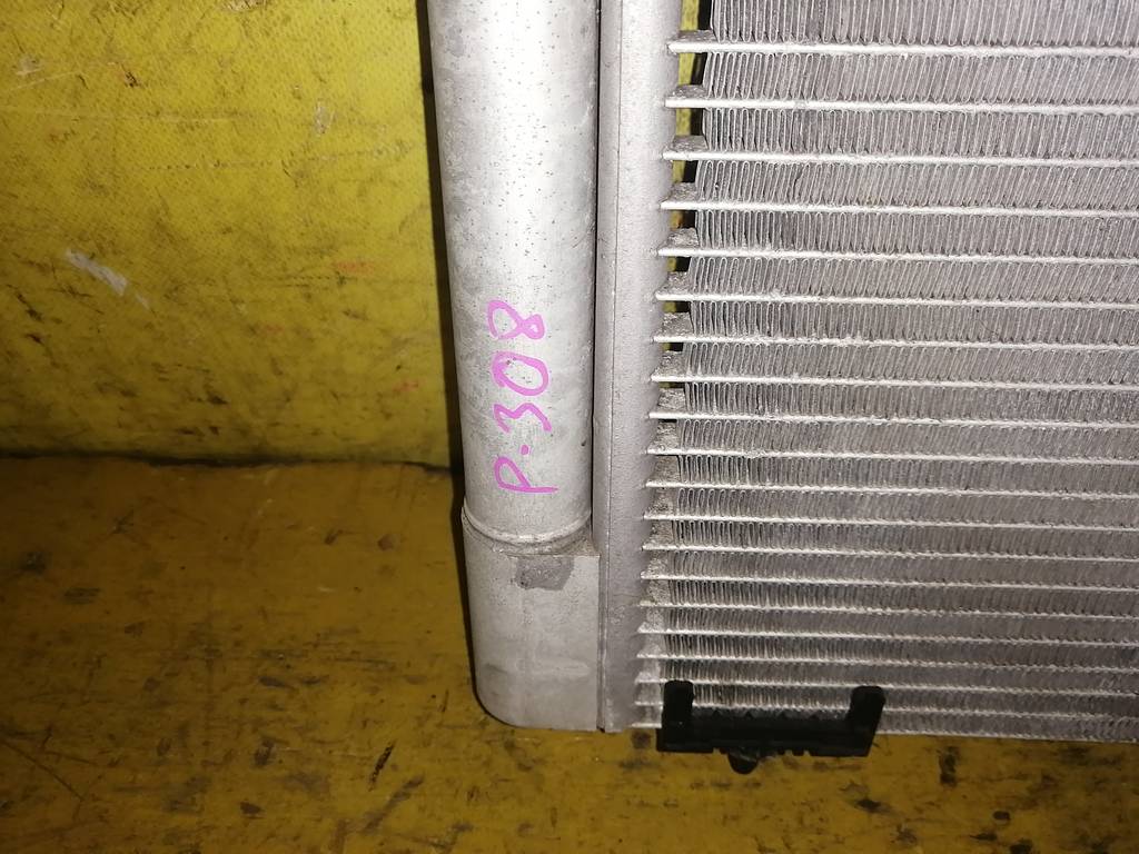 радиатор кондиционера Peugeot 308