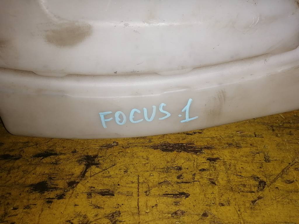 бачок омывателя Ford Focus