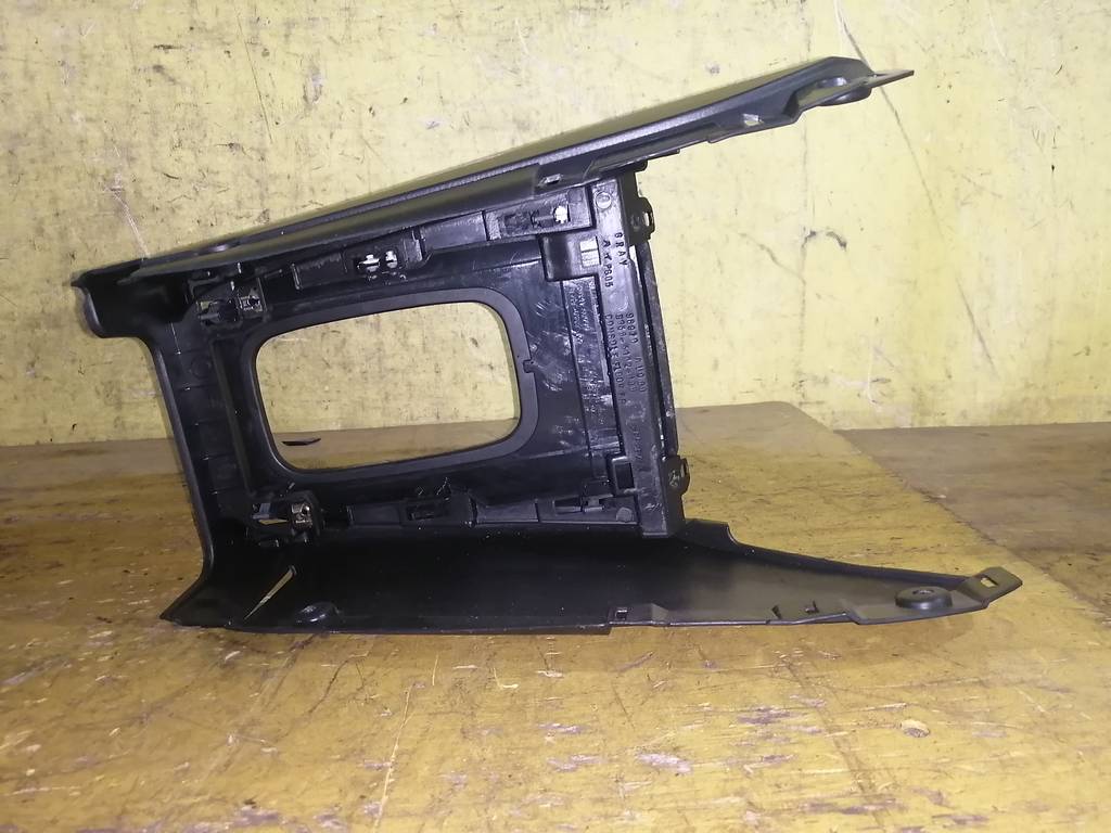 консоль кпп Nissan Primera