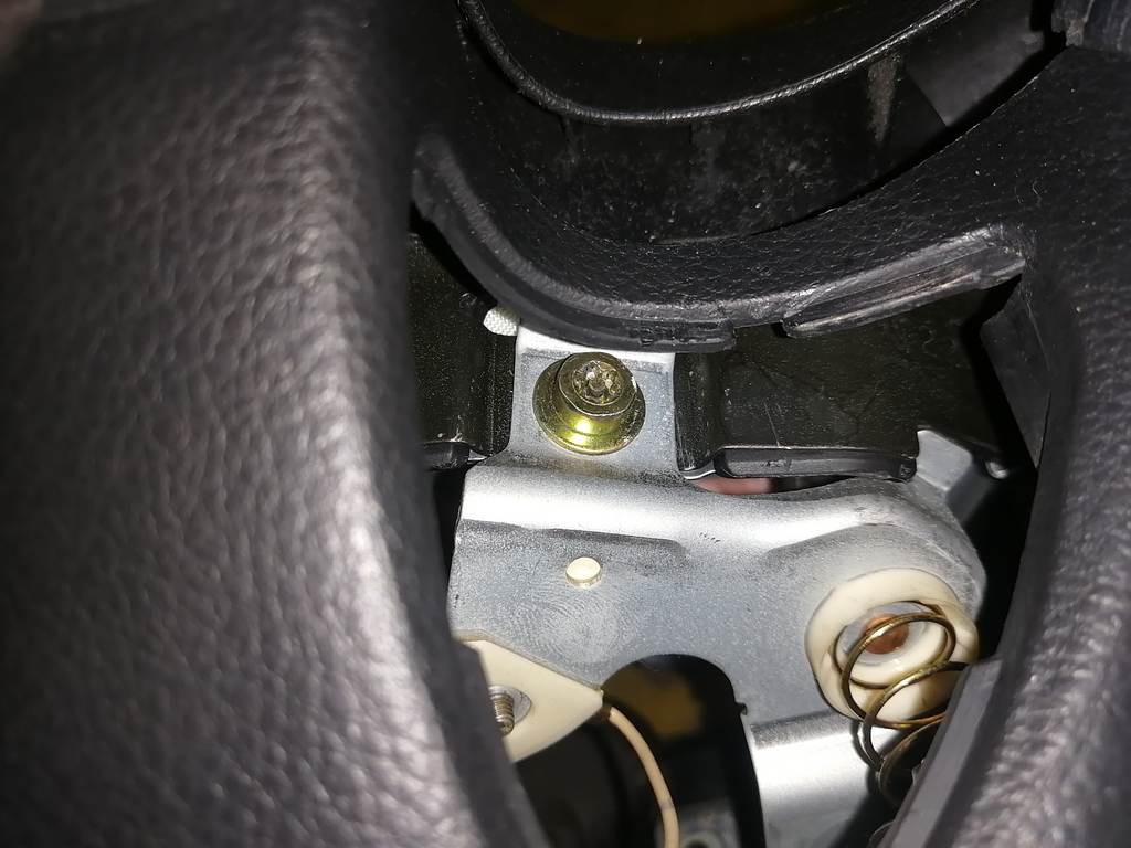 airbag водительский Nissan Serena