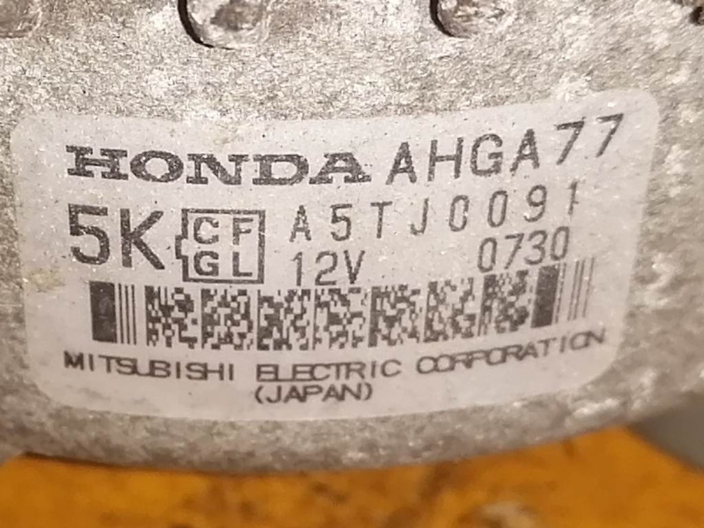 генератор Honda Freed Spike