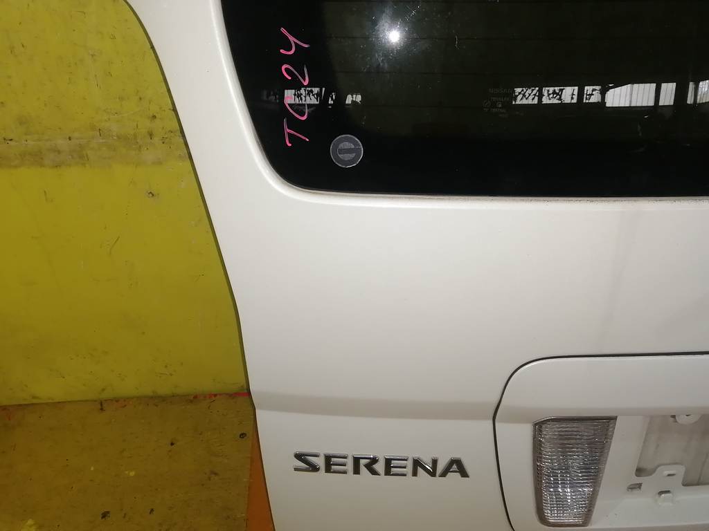 дверь 5-я Nissan Serena