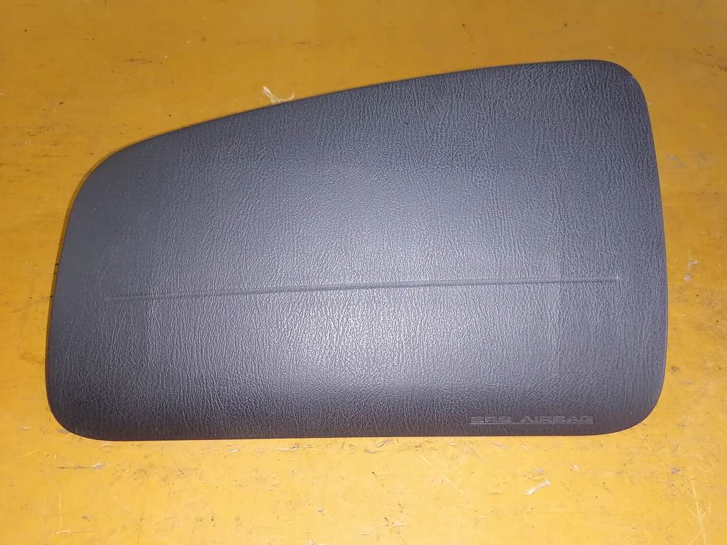 airbag пассажирский Subaru Impreza