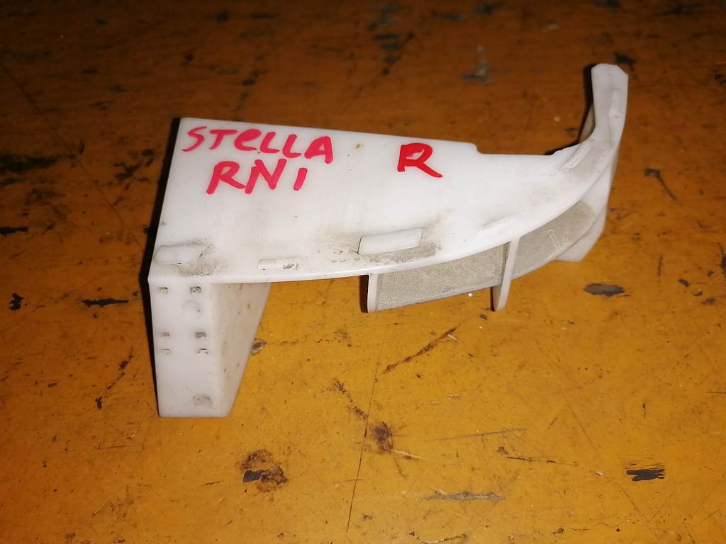 крепеж бампера Subaru Stella
