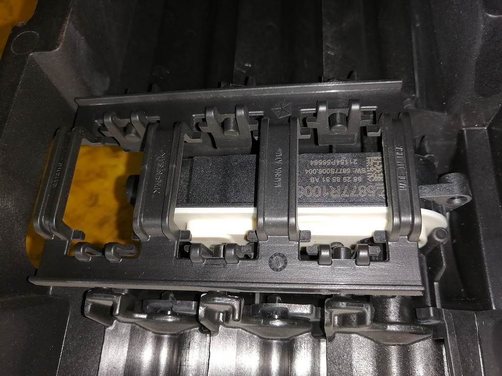 шторка радиатора Dodge Ram