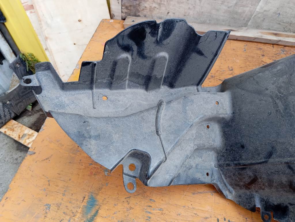 подкрылок Subaru Impreza