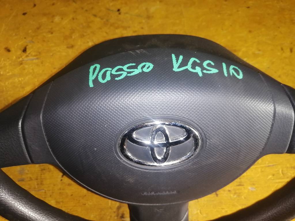 airbag водительский Toyota Passo