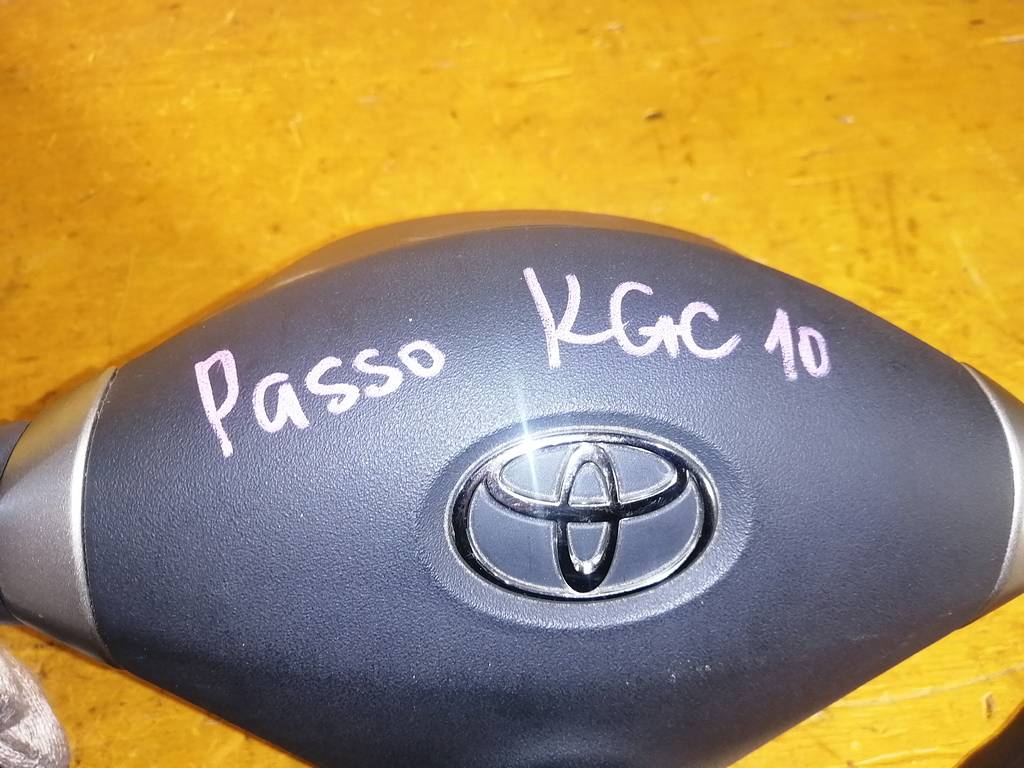 airbag водительский Toyota Passo