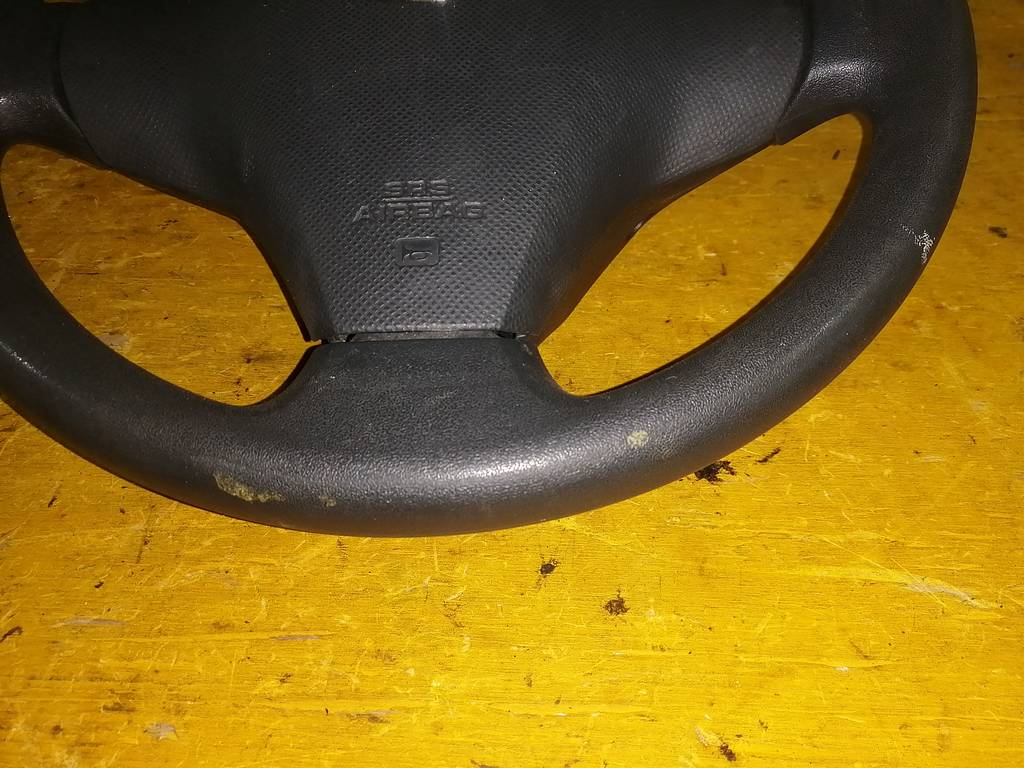 airbag водительский Toyota Vitz