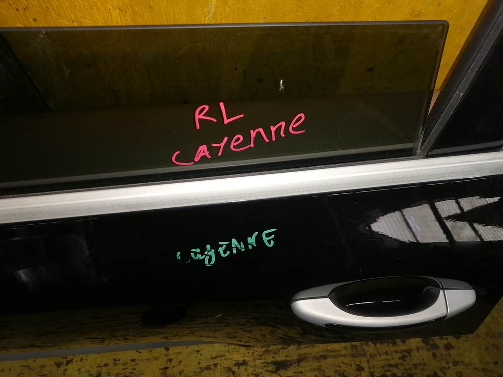 дверь Porsche Cayenne