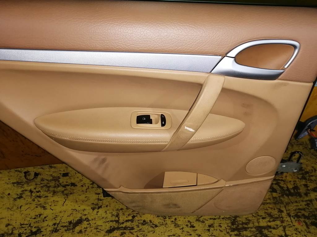 дверь Porsche Cayenne