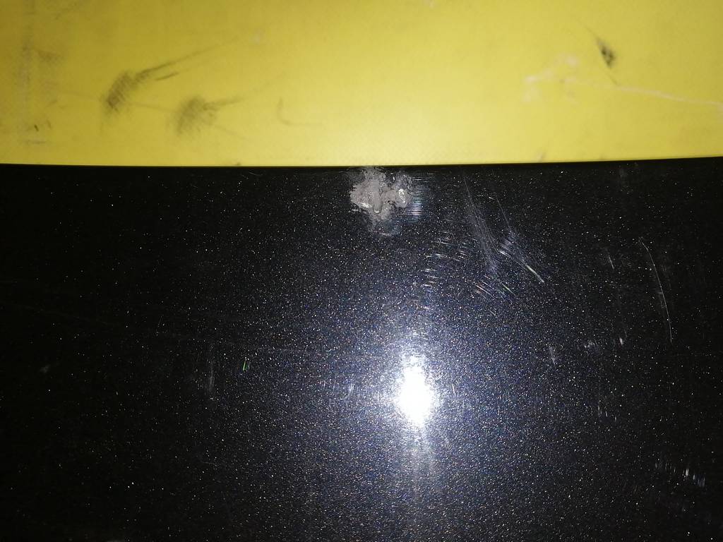 капот Porsche Cayenne