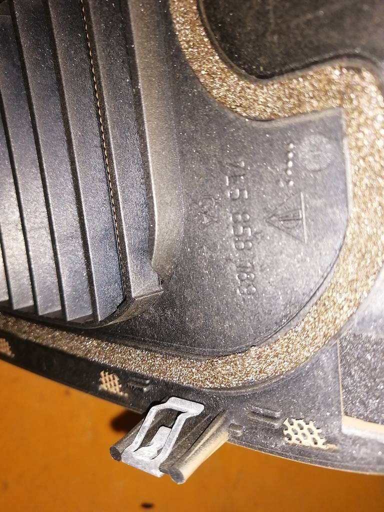 накладка на торпеду Porsche Cayenne