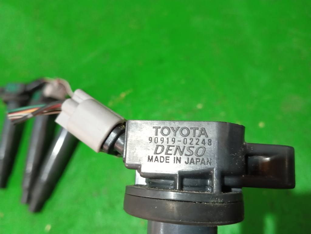 катушка зажигания Toyota Caldina