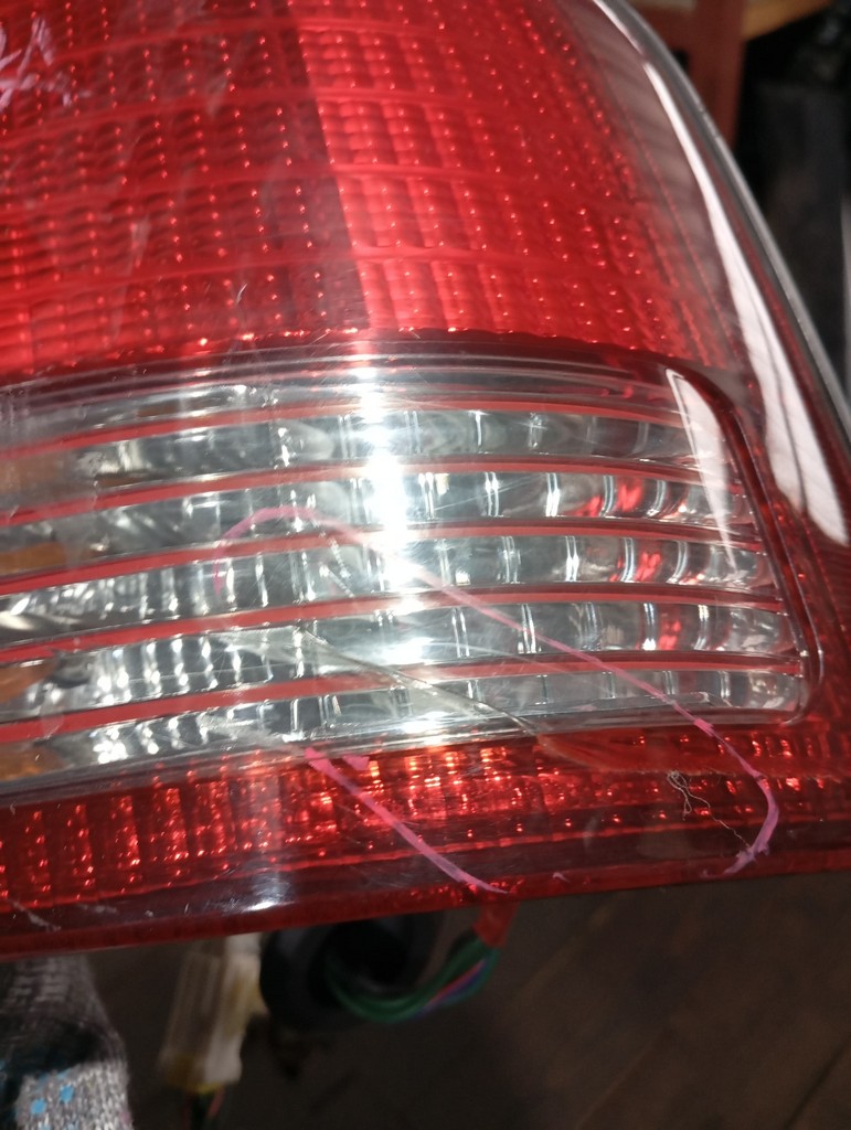 стоп-сигнал Mitsubishi Galant