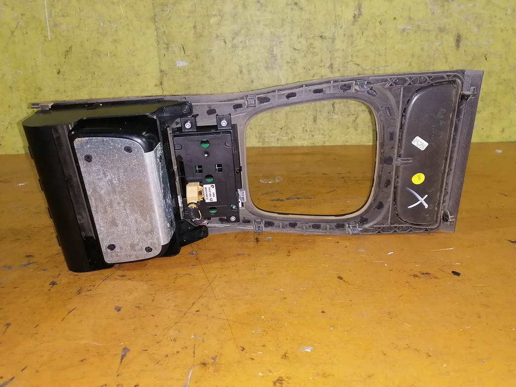 консоль кпп Porsche Cayenne