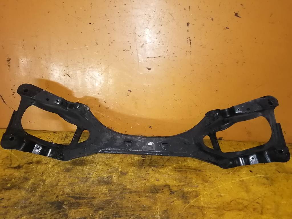 балка Porsche Cayenne