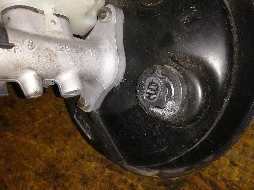 вакуумный усилитель тормозов Porsche Cayenne