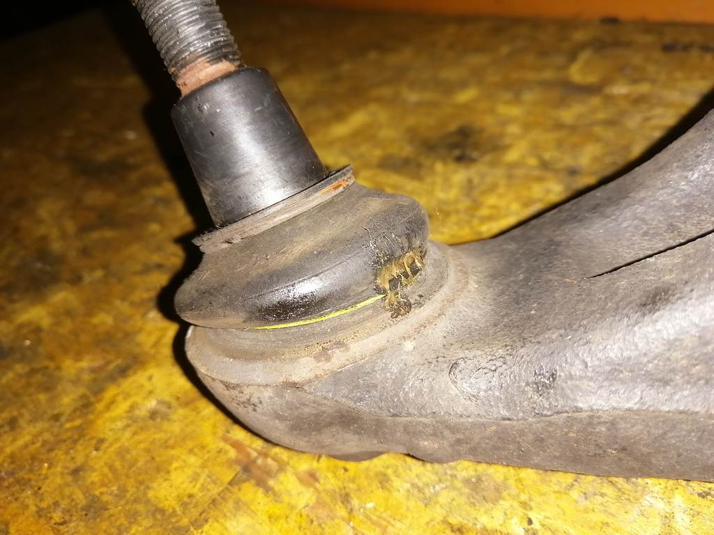 рычаг Porsche Cayenne