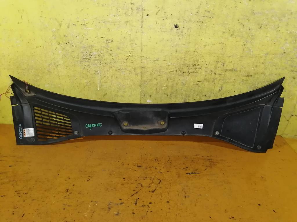 жабо Porsche Cayenne