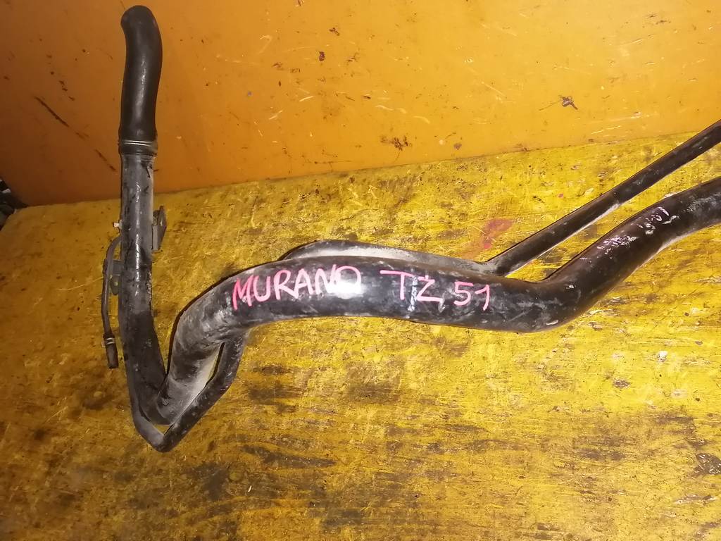 заливная горловина топливного бака Nissan Murano