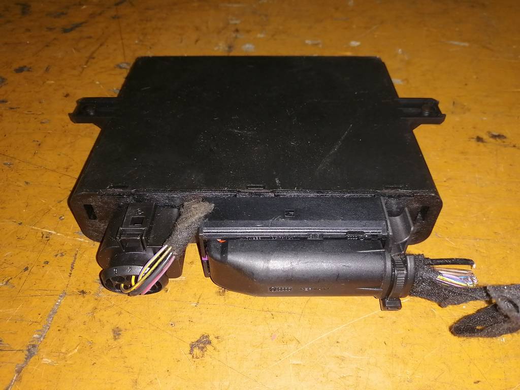 блок управления центральным замком Porsche Cayenne