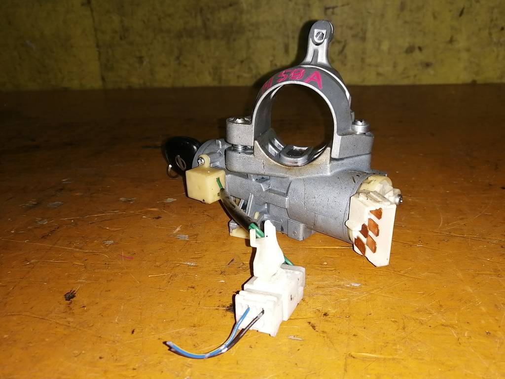 замок зажигания Nissan KIX
